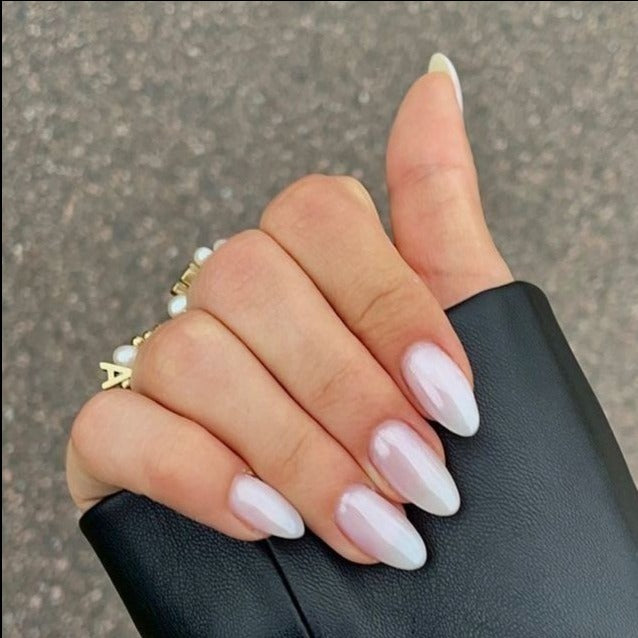 Silvery Fox Almond Press-On Nails / Translucent White